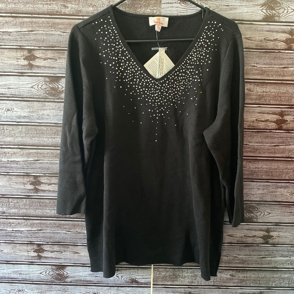 Quacker Factory Women's Sweater Size L Black Embellished V-Neck NWT